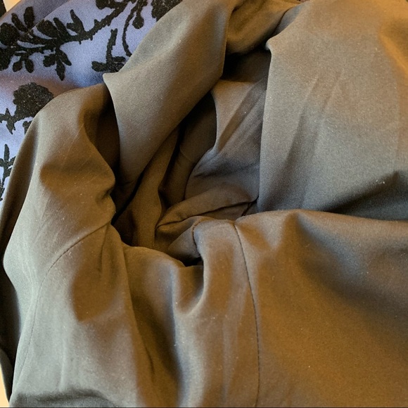 OLD NAVY CROPPED BLAZER NAVY BLACK VELVET FLORAL - Picture 12 of 13